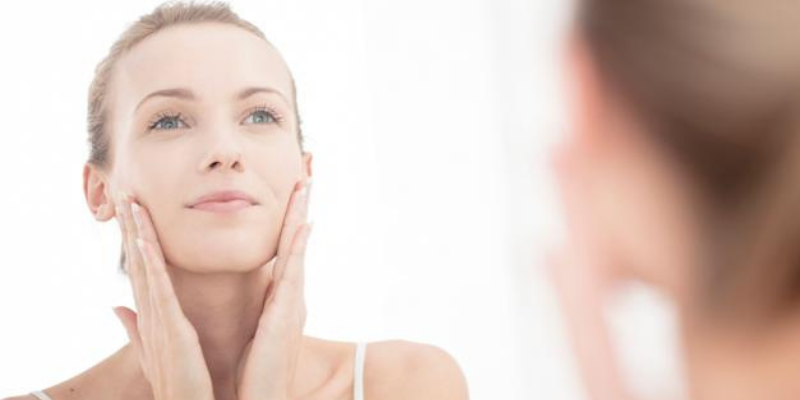 Adapalene Anti Aging